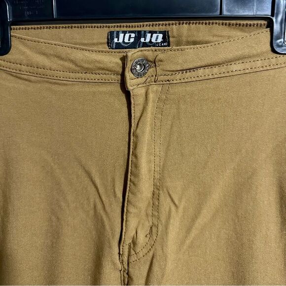 JC & JQ Chic Tan Flare Pants (961) - Picture 3 of 5